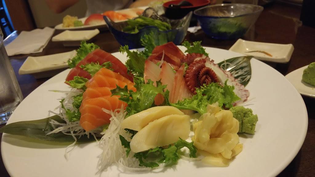 Fugu Sushi | restaurant | 6804 Bay Pkwy, Brooklyn, NY 11204, USA | 7186213124 OR +1 718-621-3124