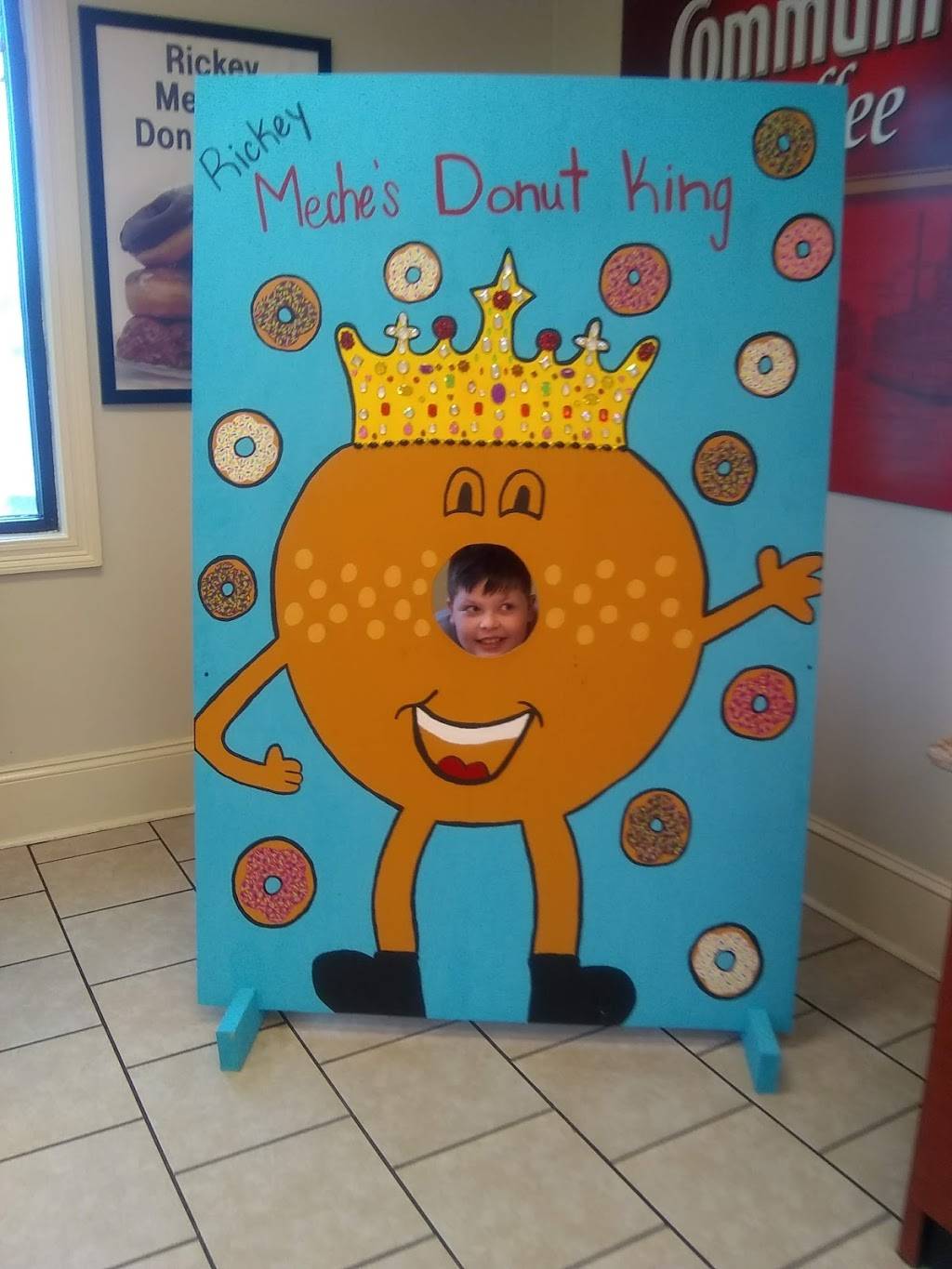 Rickey Meches Donuts | bakery | 2605 Kaliste Saloom Rd Drive, Lafayette, LA 70508, USA | 3379899909 OR +1 337-989-9909