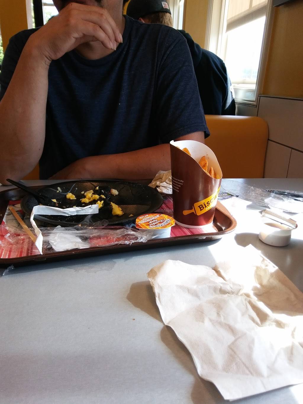 Biscuitville | cafe | 918 Winston Rd, Lexington, NC 27292, USA | 3362432812 OR +1 336-243-2812