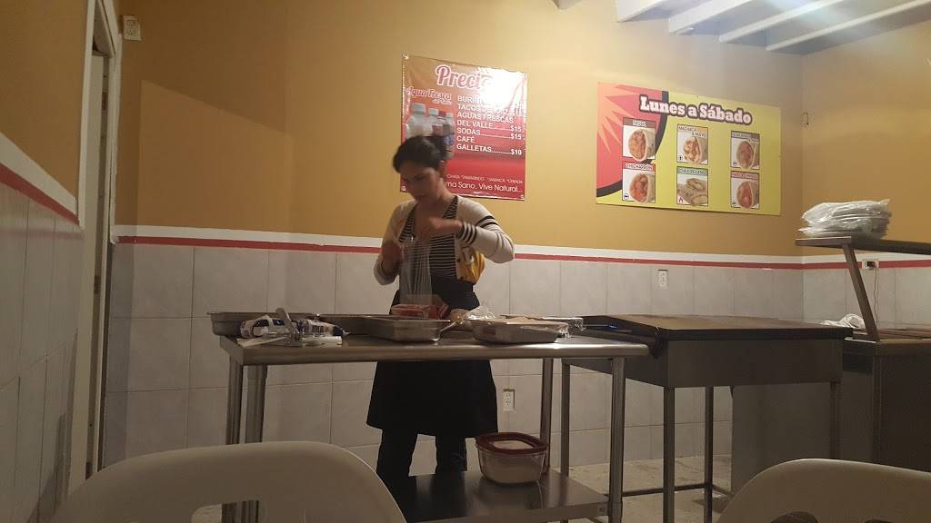 Burritos "La Moreliana" | restaurant | Lago Nte 750, Valle Dorado, 22890 Ensenada, B.C., Mexico | 016161183558 OR +52 616 118 3558