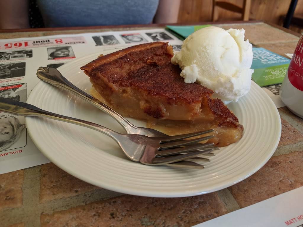 Croissant Chaud (Le) | restaurant | 28 Rue Main O, Coaticook, QC J1A 1P2, Canada | 8198493311 OR +1 819-849-3311