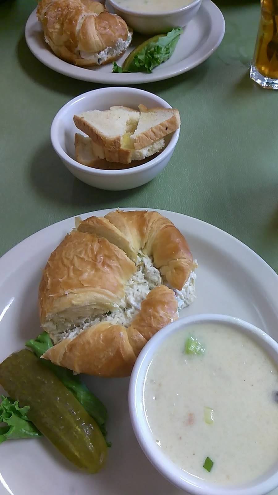 The Charleston Tea Room & Cafe | cafe | 154 S Friendswood Dr, Friendswood, TX 77546, USA | 2819928327 OR +1 281-992-8327