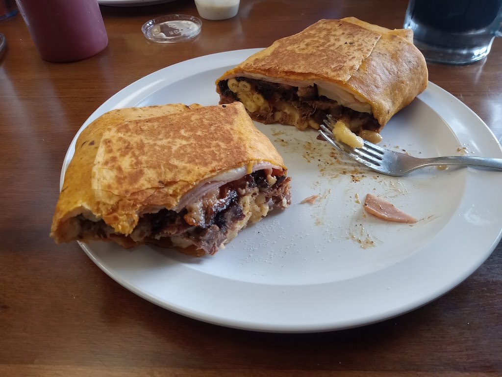 Bunks BBQ | restaurant | 201 E Washington Ave, Riverton, WY 82501, USA | 3074630773 OR +1 307-463-0773