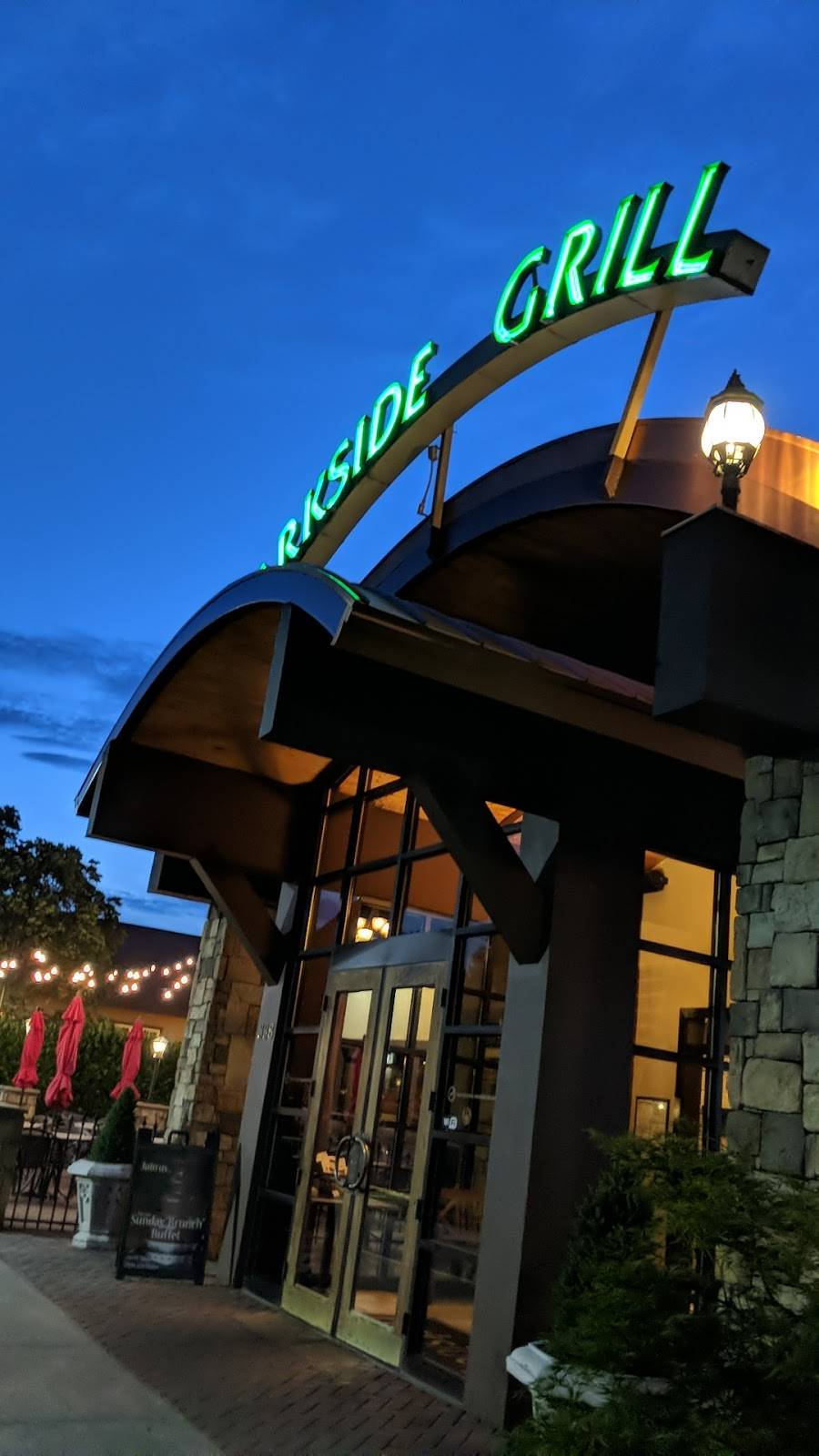 Chesapeake's Seafood Restaurant & Raw Bar 9630 Parkside Dr, Knoxville