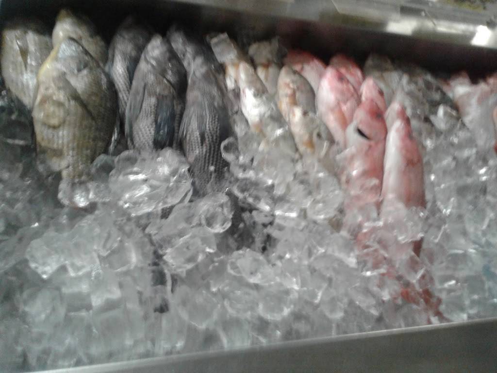 Island Seafood -n- More | restaurant | 110 State Rd S-38-119, Holly Hill, SC 29059, USA | 8034969819 OR +1 803-496-9819