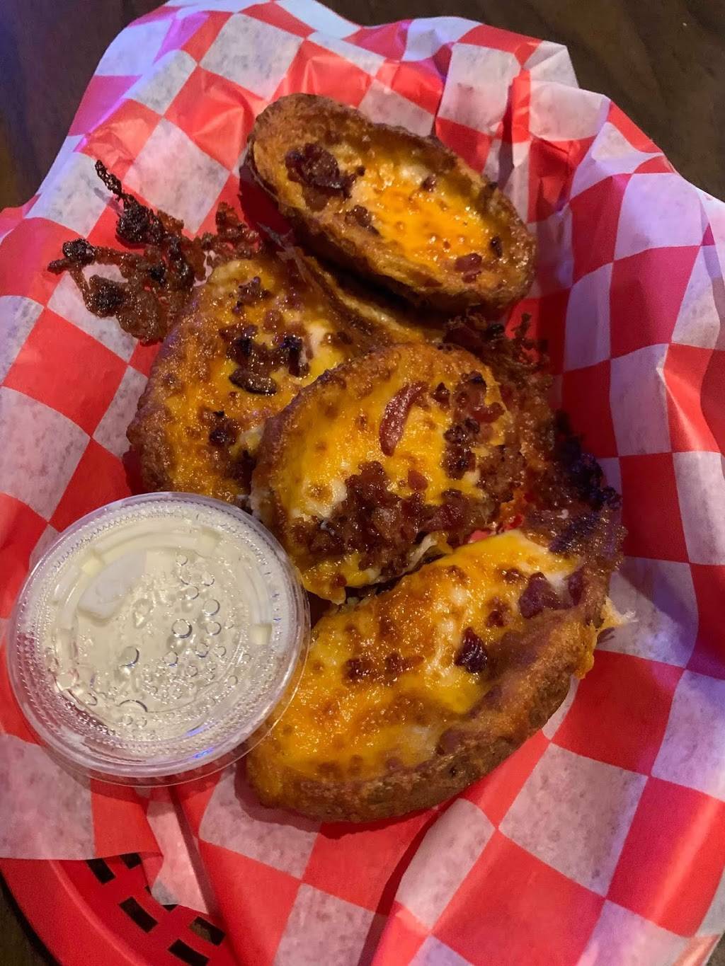 East Office Bar & Grill | restaurant | 406 E Washington Blvd, Cuba, MO 65453, USA | 5738856804 OR +1 573-885-6804