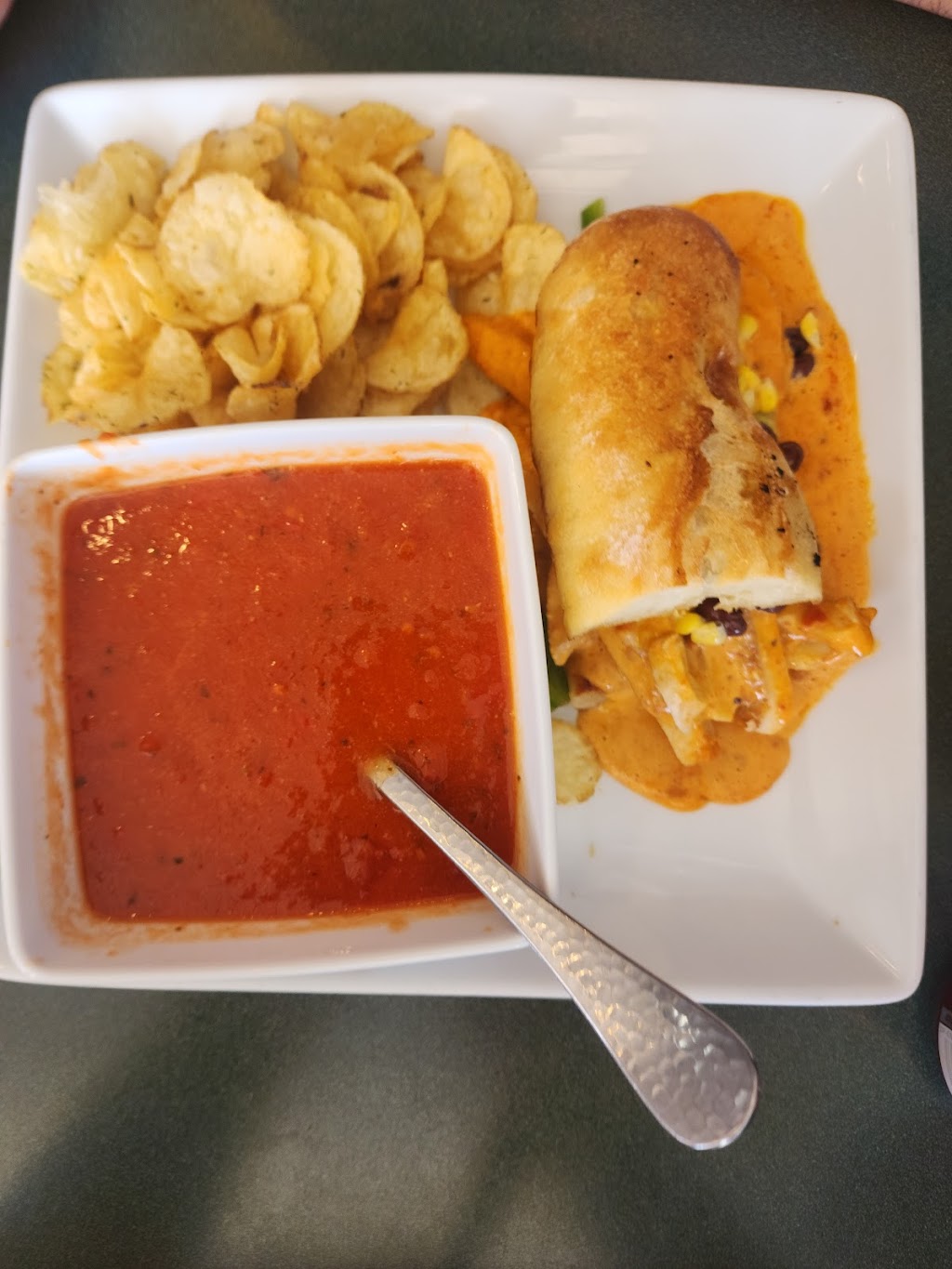 Roosters Coffee & Tea Co | restaurant | 3440 Bell St #110, Amarillo, TX 79109, USA | 8063537309 OR +1 806-353-7309