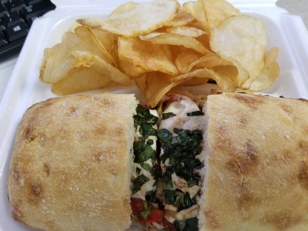 Legends Gourmet Pizza & Salads | restaurant | 318 High St, Burlington, NJ 08016, USA | 6093863001 OR +1 609-386-3001