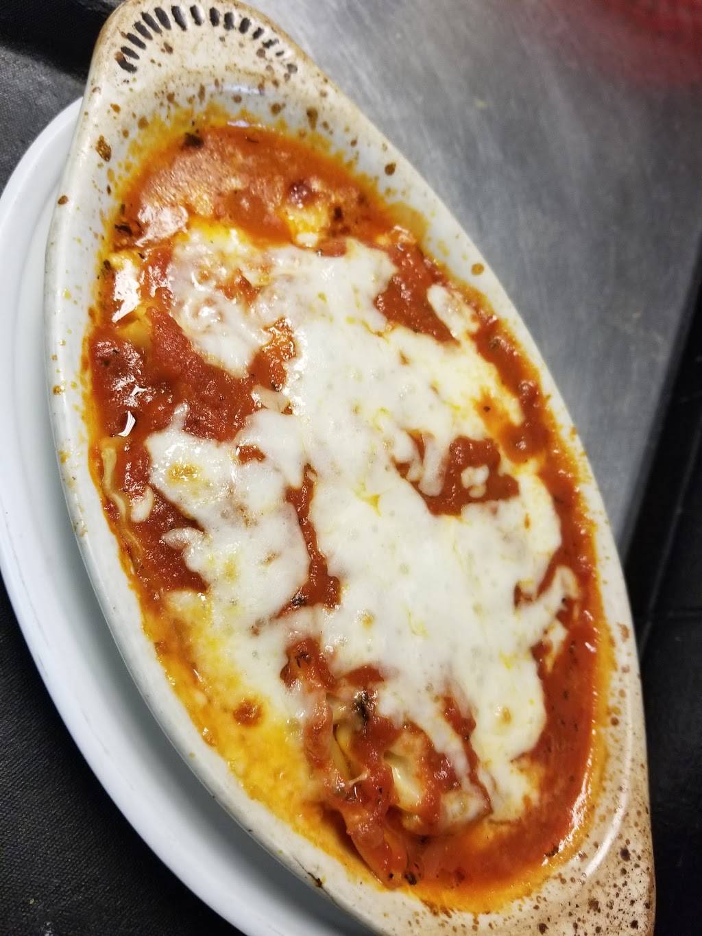 Tavis Italian Restaurant | restaurant | 701 E Cedar Creek Pkwy, Seven Points, TX 75143, USA | 9034320330 OR +1 903-432-0330