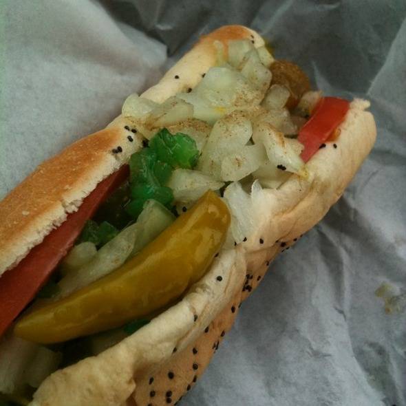 The Chicago Cheesesteak Company South | meal takeaway | 303 E Battlefield St Suite A, Springfield, MO 65807, USA | 4177715775 OR +1 417-771-5775