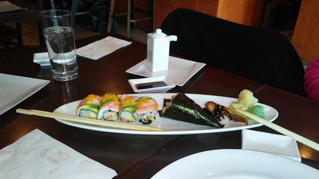 Akaru Sushi | restaurant | 201 Wyckoff Ave, Brooklyn, NY 11237, USA | 7189287688 OR +1 718-928-7688