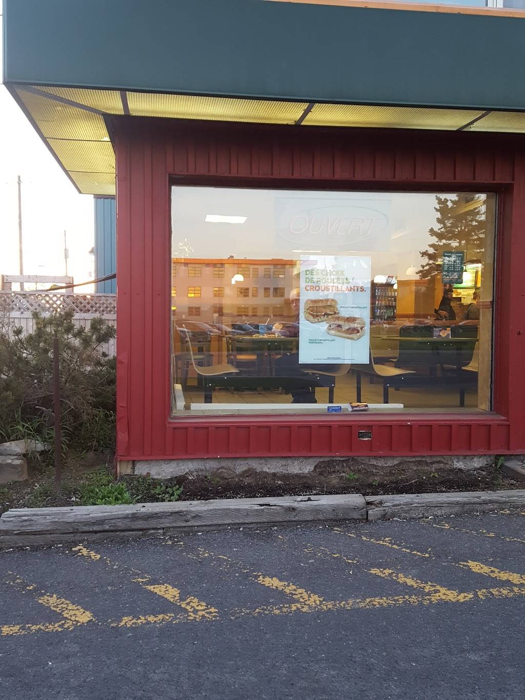 Subway | restaurant | 1341 Boulevard Curé-Poirier O, Longueuil, QC J4K 2G7, Canada | 4506799483 OR +1 450-679-9483