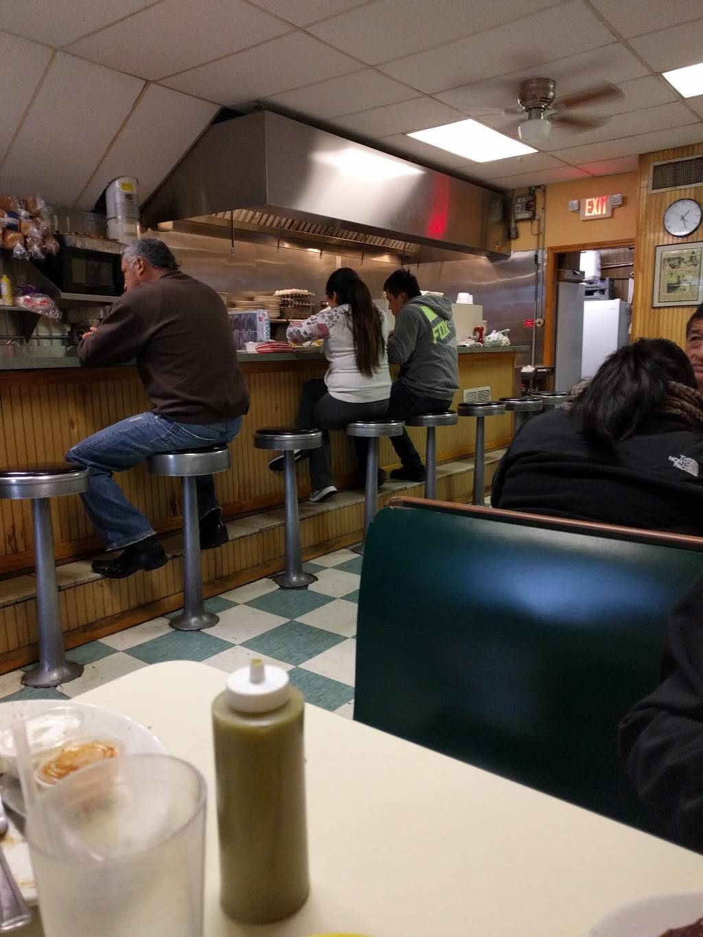 Main Street Diner | restaurant | 14 Main St, Danbury, CT 06810, USA | 2037911237 OR +1 203-791-1237