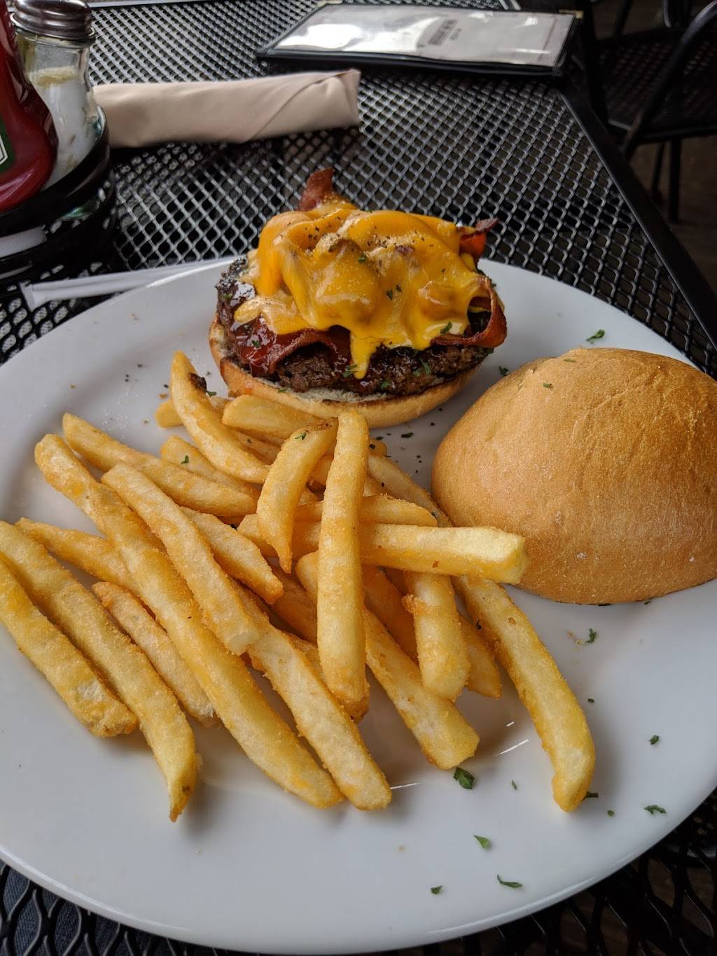 Cowboys & Angels Restaurant | restaurant | 60 Chattahoochee Strasse, Helen, GA 30545, USA | 7068783433 OR +1 706-878-3433