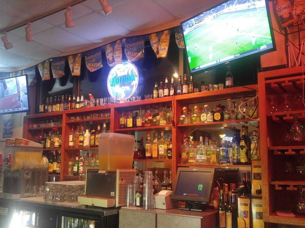 La Costa Mexican Restaurant | restaurant | 8024 Market St #1, Wilmington, NC 28411, USA | 9106868210 OR +1 910-686-8210