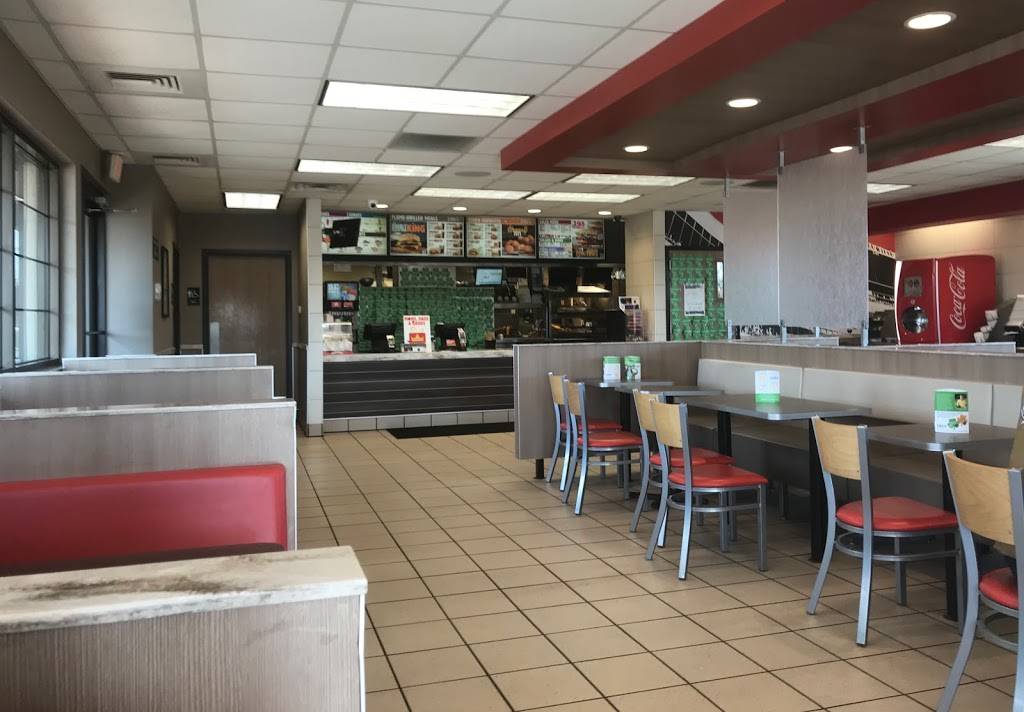 Burger King | 800 S Washburn St, Oshkosh, WI 54904, USA