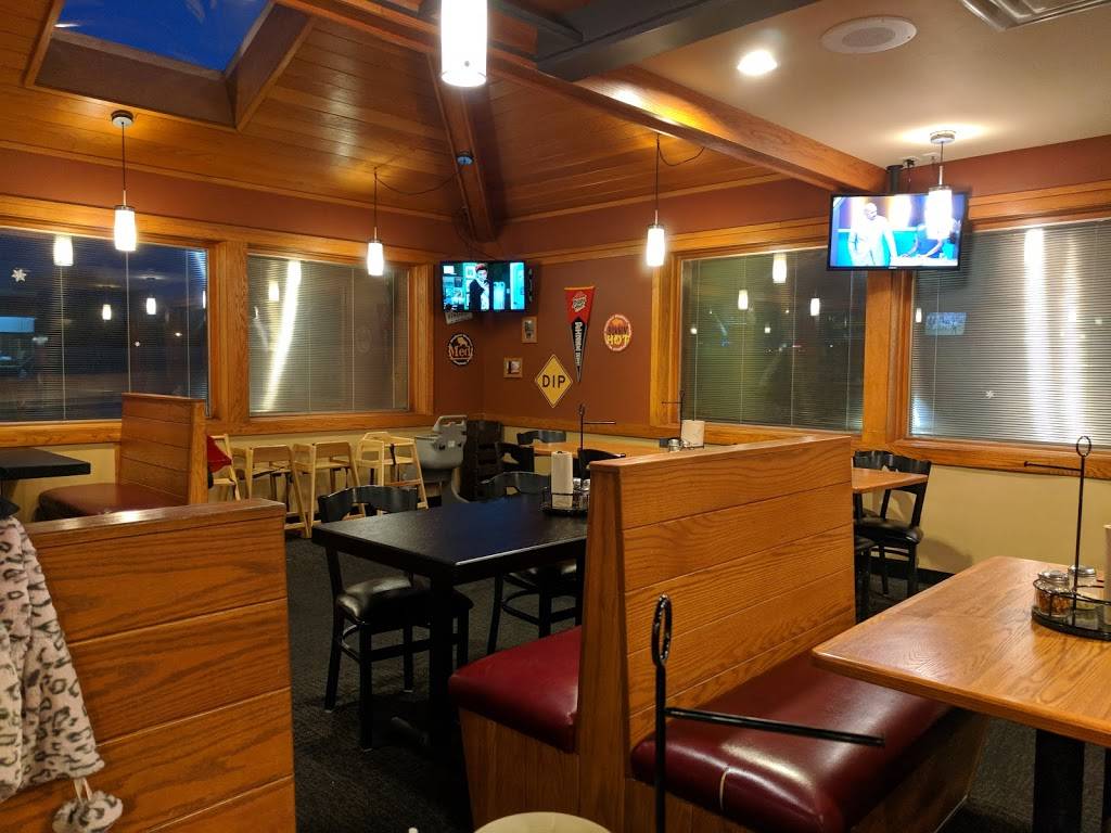 Pizza Hut | meal takeaway | 2001 W, US-52, Rochester, MN 55901, USA | 5072876396 OR +1 507-287-6396