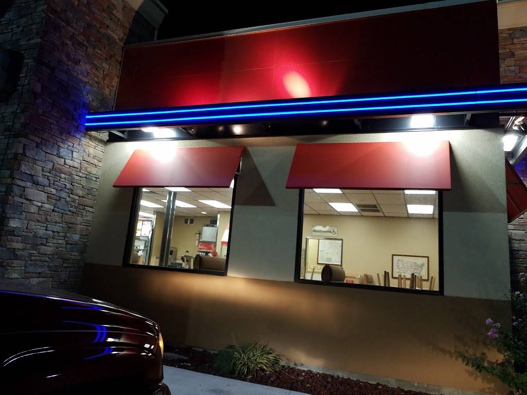 Dairy Queen Store | restaurant | 111 TX-239, Tivoli, TX 77990, USA | 3612863307 OR +1 361-286-3307