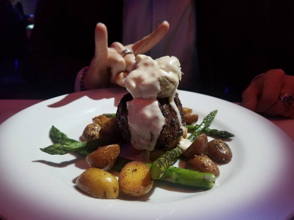 Éclair Bistro | night club | 216 E Virginia, McKinney, TX 75069, USA | 2147014409 OR +1 214-701-4409