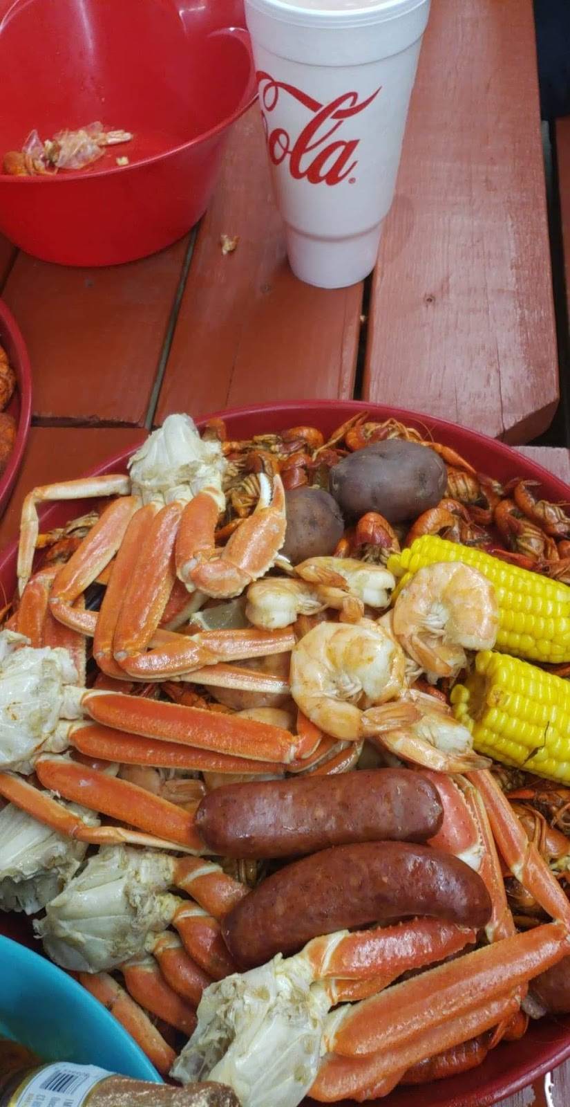 Crawfish Hideaway | restaurant | 8407 North Farm to Market 565 Road, Baytown, TX 77523, USA | 2816084767 OR +1 281-608-4767