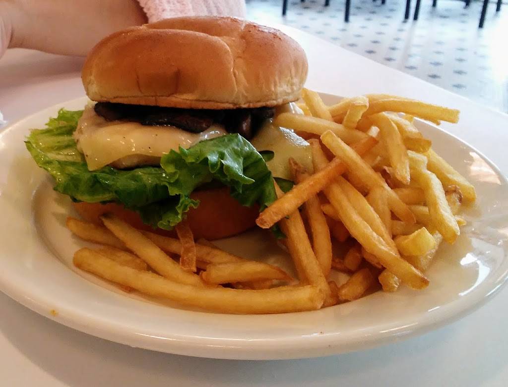 Steak n Shake | restaurant | 2205 E Grapevine Mills Cir, Grapevine, TX 76051, USA | 9727242260 OR +1 972-724-2260