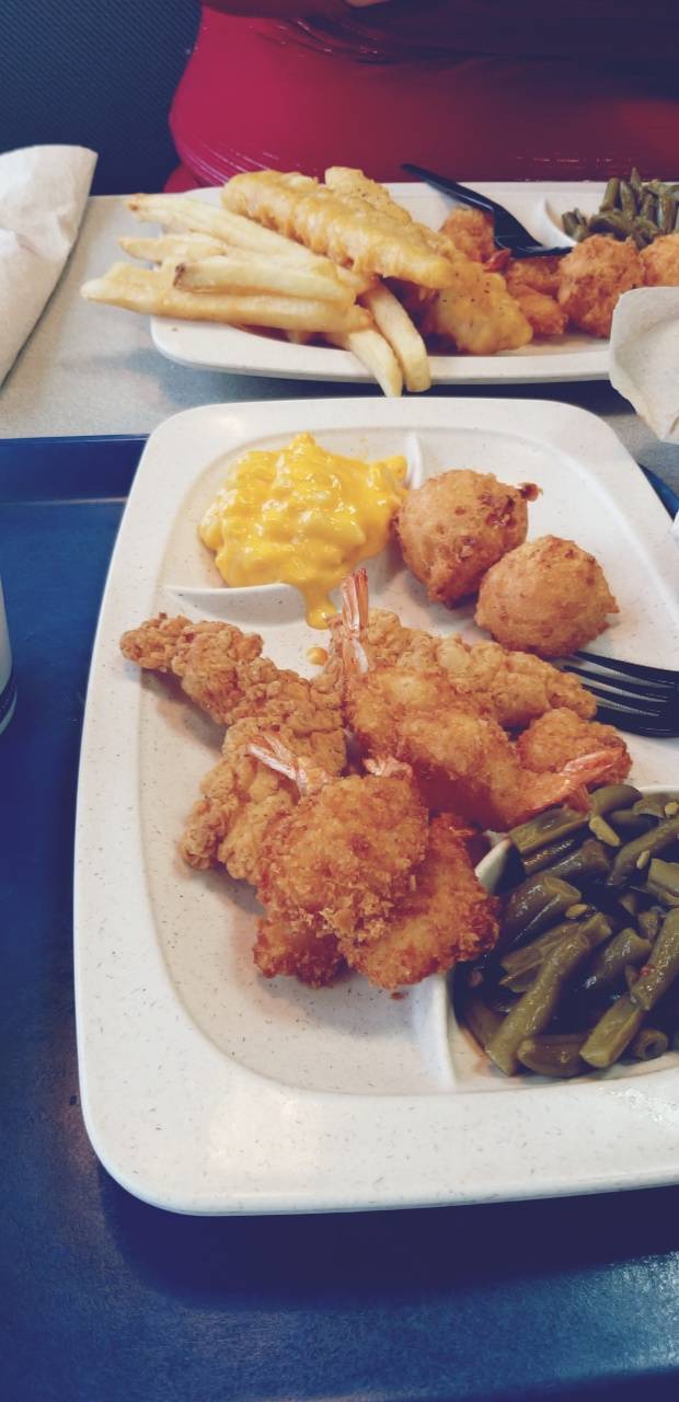 Captain Ds | restaurant | 15434 US-43, Russellville, AL 35653, USA | 2563327194 OR +1 256-332-7194