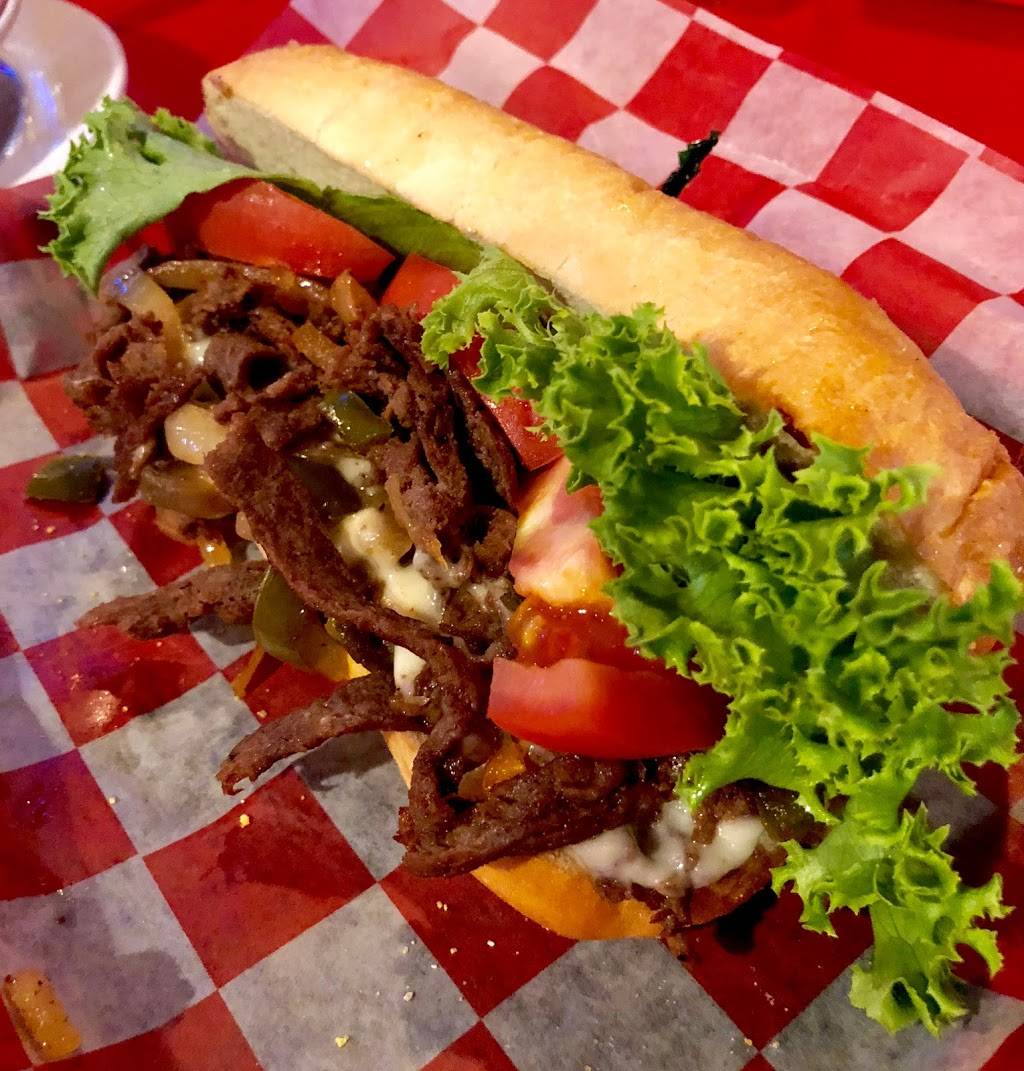 Ladder House Bar & Grill Inc | restaurant | 2209 Charles Town Rd, Martinsburg, WV 25405, USA | 3042672441 OR +1 304-267-2441