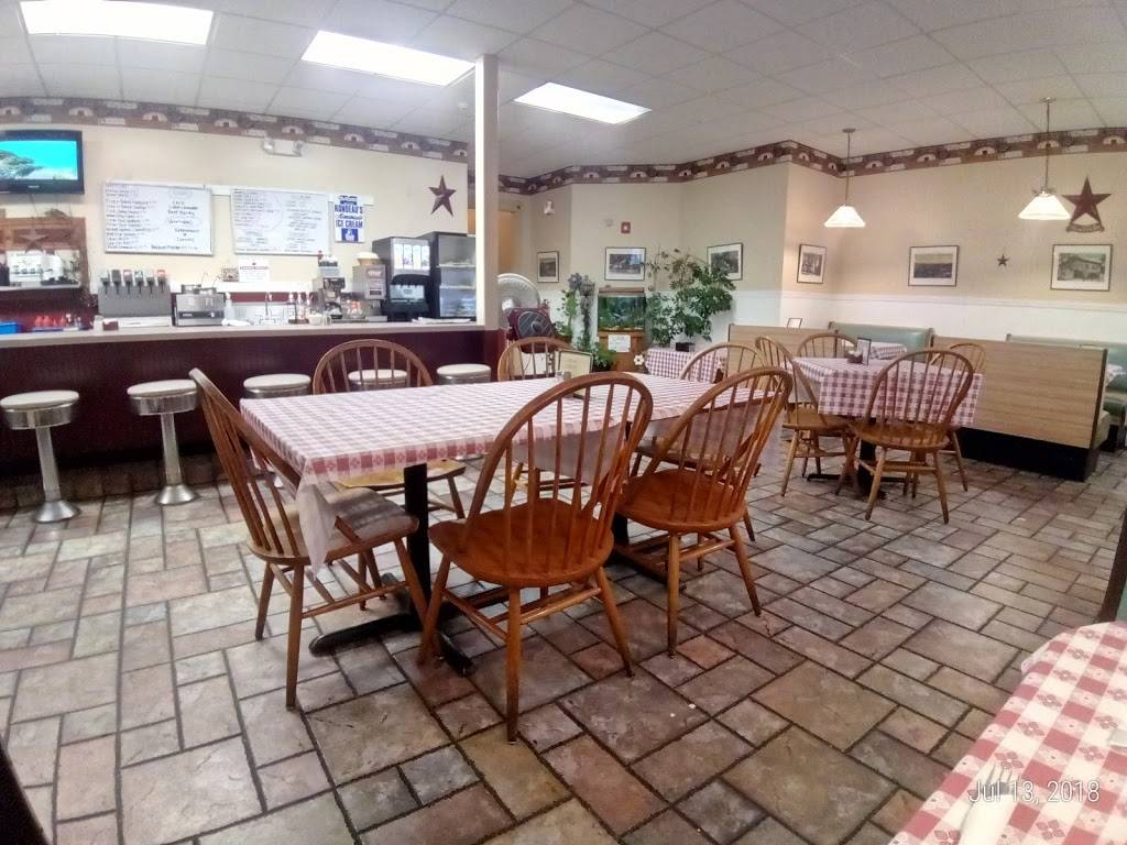 Beth's Family Dining 107 Main St, Monson, MA 01057, USA
