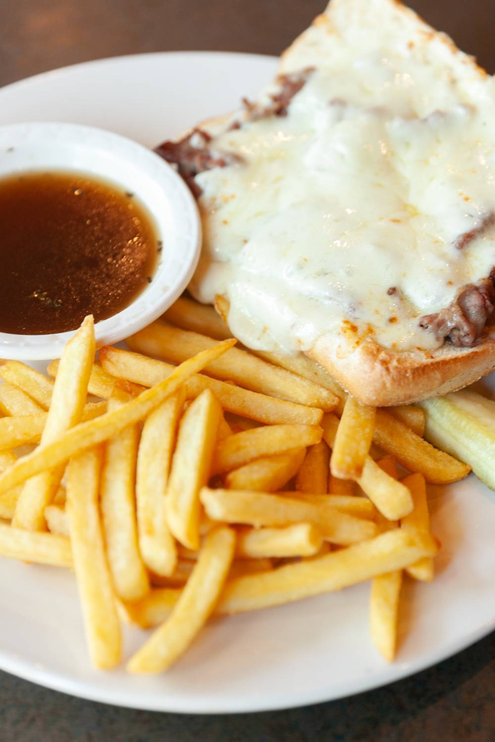 R Grotto Ristorante | restaurant | 710 La Salle St, Ottawa, IL 61350, USA | 8154311100 OR +1 815-431-1100