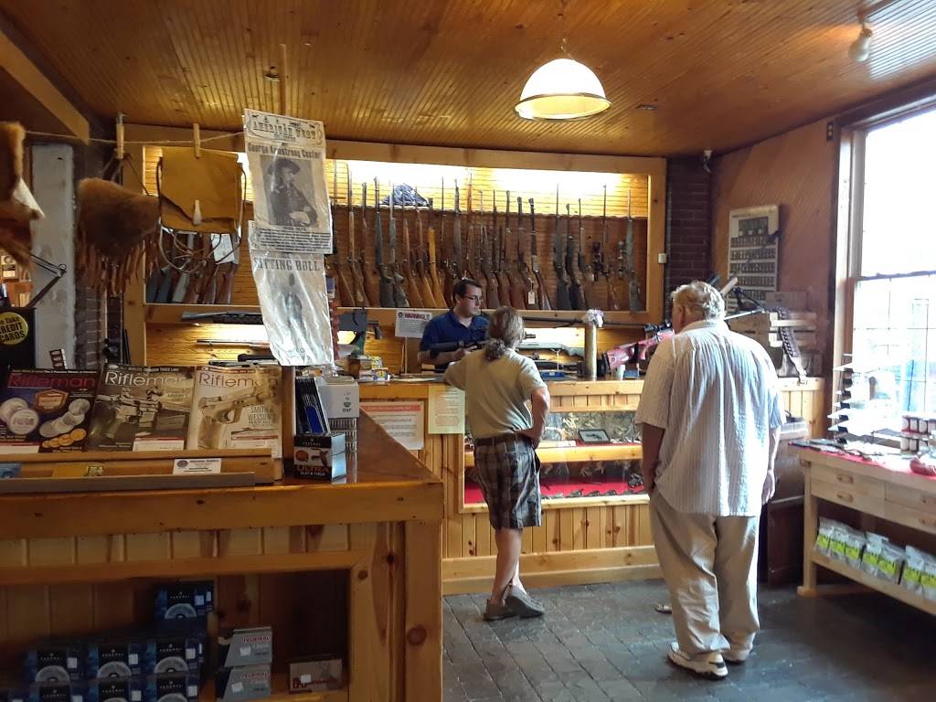 Chicora Sporting Goods & Sandwich Shop & Deli | restaurant | 123 N Main St, Chicora, PA 16025, USA | 7244454530 OR +1 724-445-4530