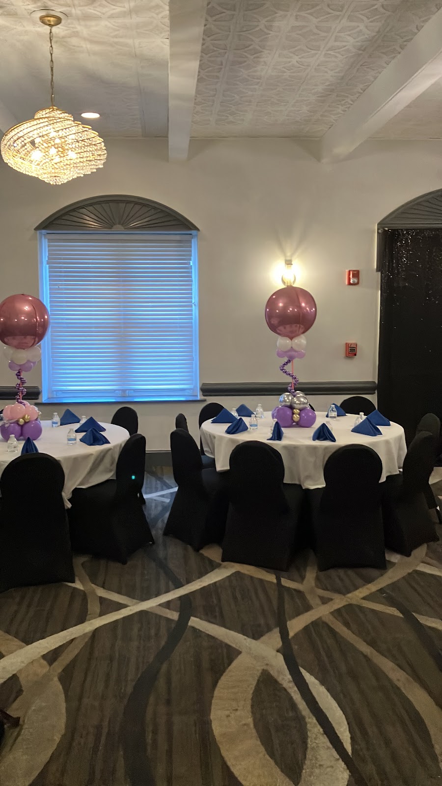 Blue Taj | restaurant | 35 E Butler Ave, Ambler, PA 19002, USA | 6107457171 OR +1 610-745-7171