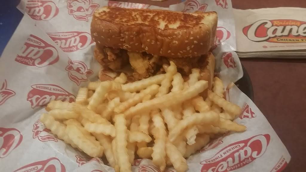 Raising Canes Chicken Fingers | meal takeaway | 1050 E Bell Rd, Phoenix, AZ 85022, USA | 6025954984 OR +1 602-595-4984