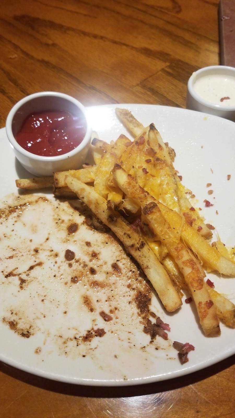 Outback Steakhouse | restaurant | 166 S Gary Ave, Bloomingdale, IL 60108, USA | 6305828914 OR +1 630-582-8914