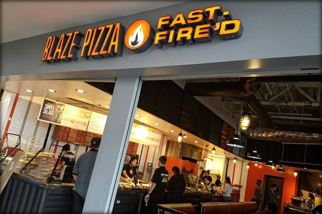 Blaze Pizza | meal takeaway | 3251 20th Ave, San Francisco, CA 94132, USA | 4155730548 OR +1 415-573-0548