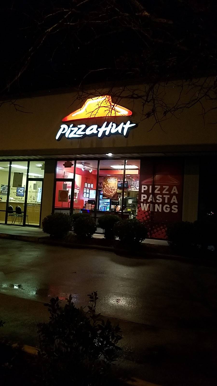 Pizza Hut | meal delivery | 4023 Pontchartrain Dr, Slidell, LA 70458, USA | 9856437055 OR +1 985-643-7055