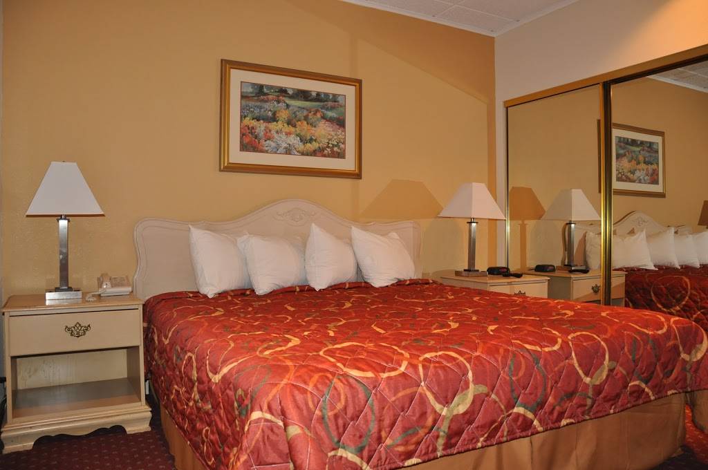 Magnuson Hotel East Sandusky | restaurant | 1530 Cleveland Rd W, Sandusky, OH 44870, USA | 4196259234 OR +1 419-625-9234