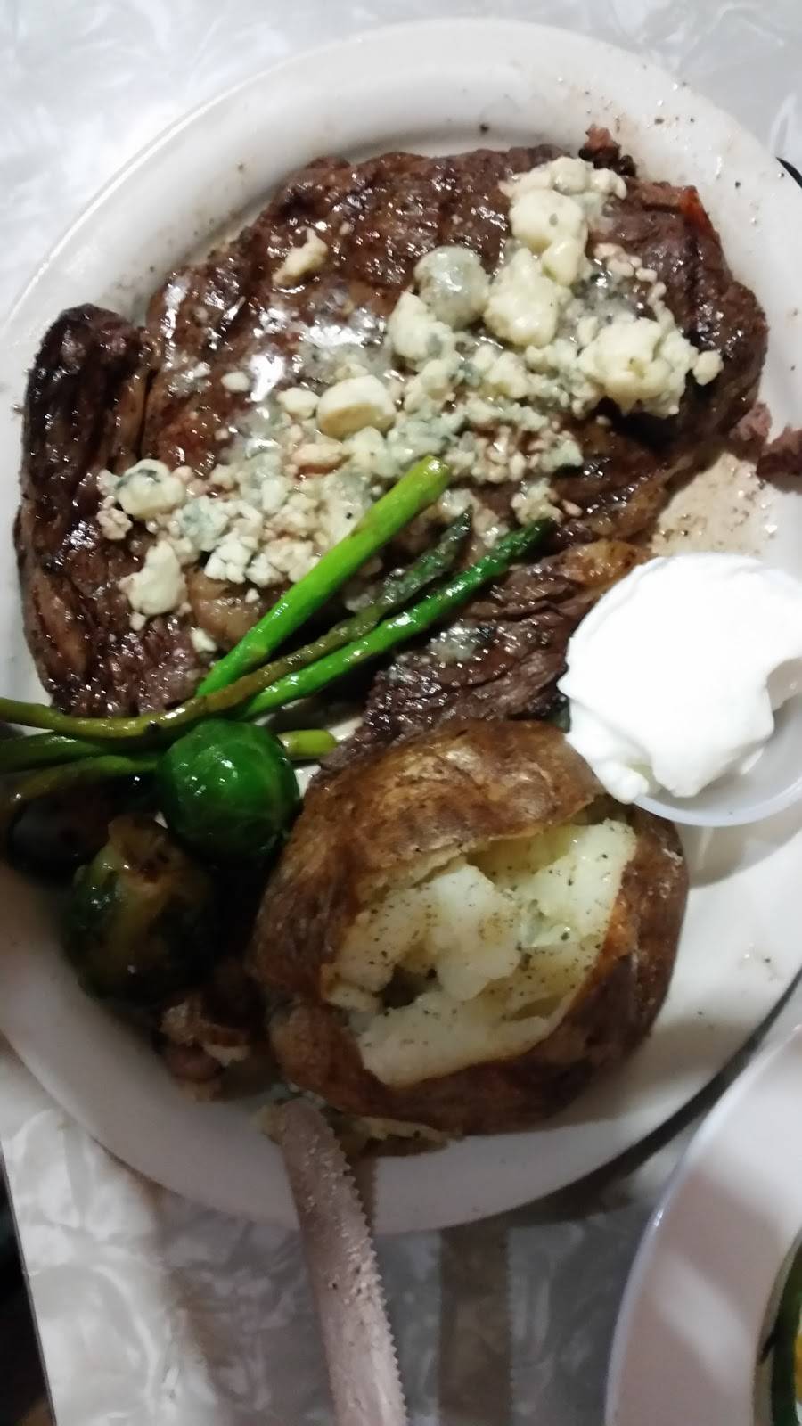 Downtown Bar & Grill | restaurant | 125 Templeton Way, Kittanning, PA 16201, USA | 7245482721 OR +1 724-548-2721