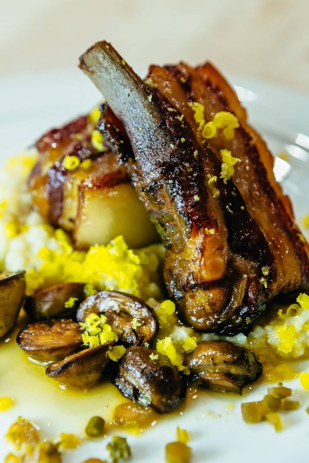 CRaVing Restaurant | restaurant | 1472 Hertel Ave, Buffalo, NY 14216, USA | 7168831675 OR +1 716-883-1675