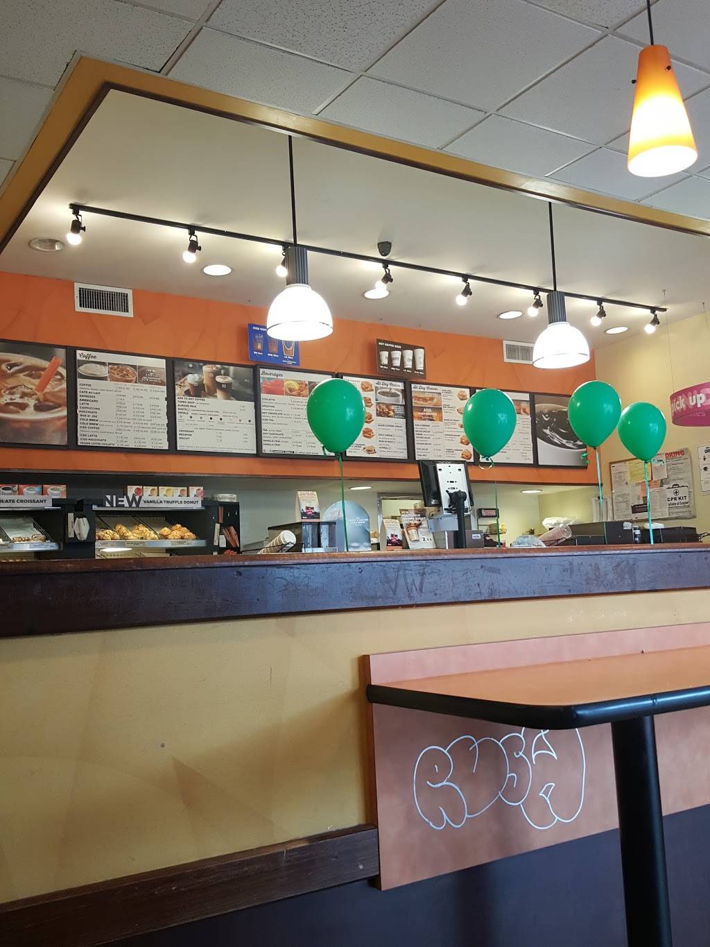 Dunkin Donuts | cafe | 432 Beach 129th St, Belle Harbor, NY 11694, USA | 7186343047 OR +1 718-634-3047