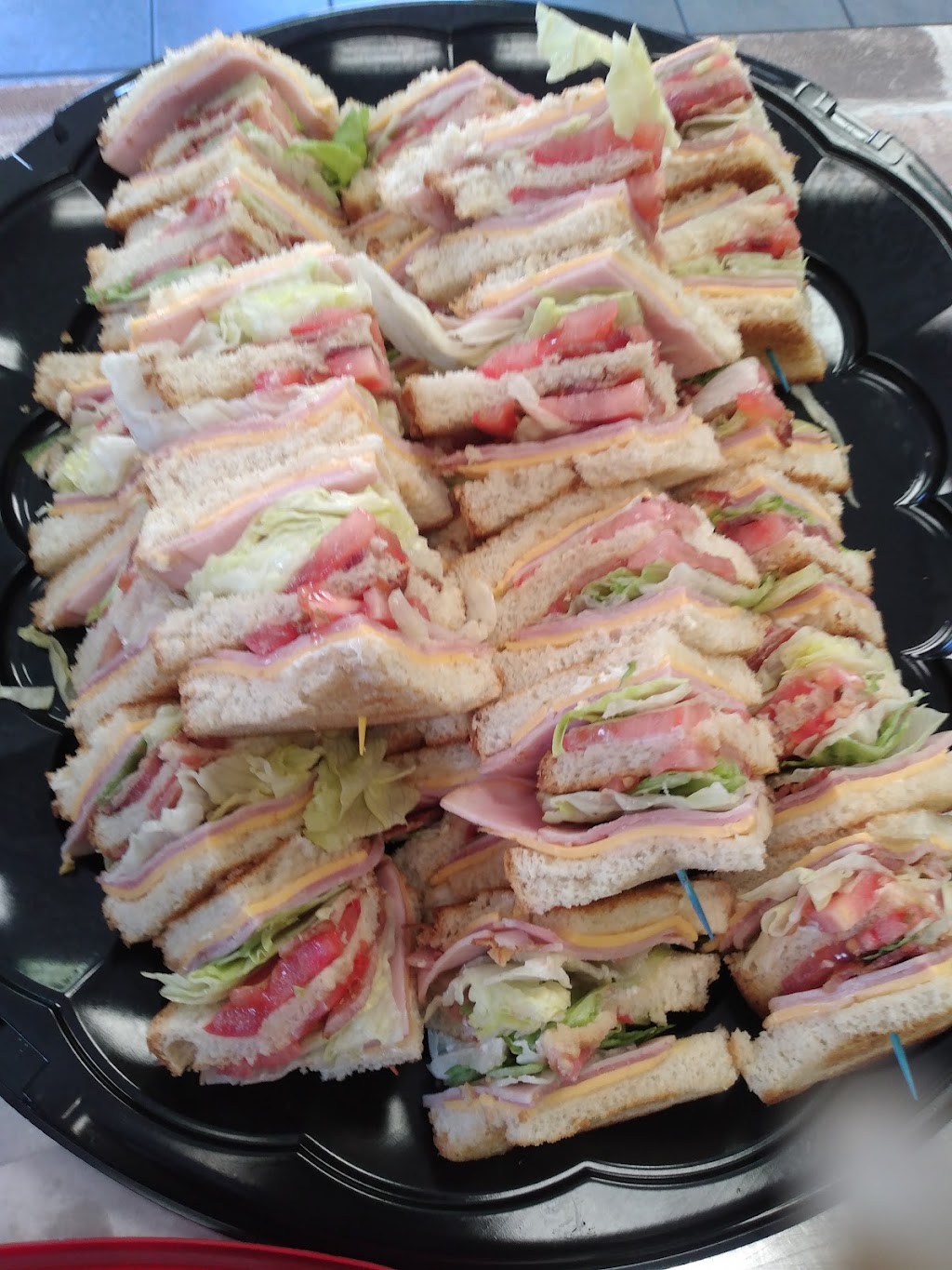 Jacksons this & that llc | restaurant | 100 W Main St, Timmonsville, SC 29161, USA | 8436173762 OR +1 843-617-3762