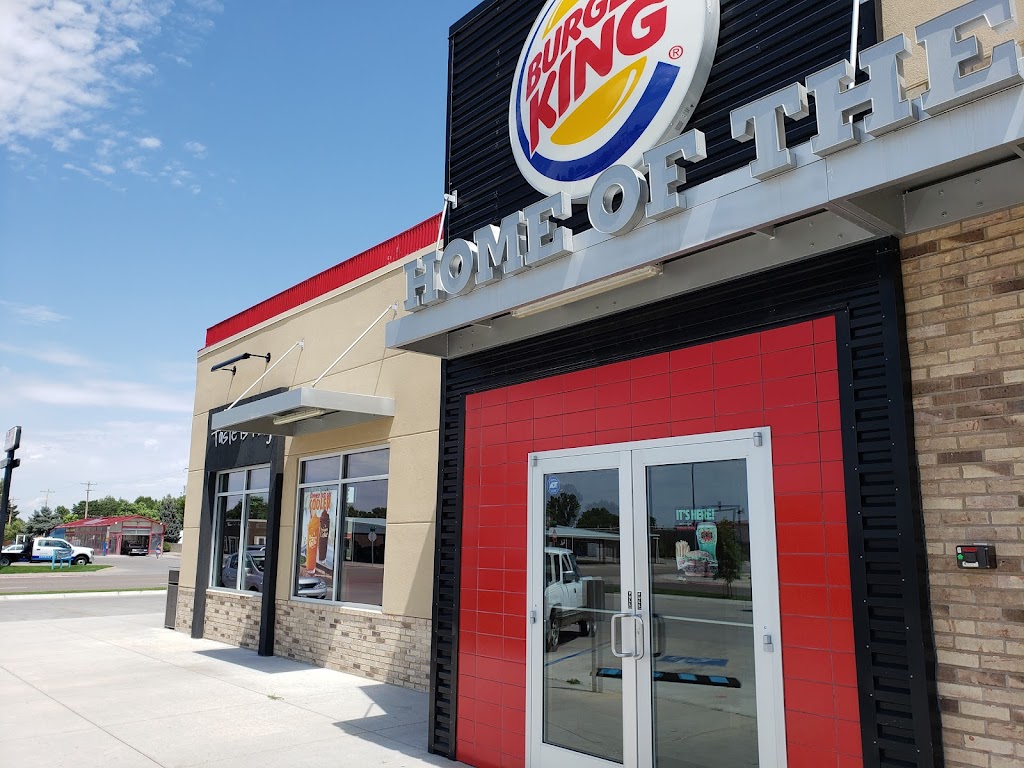 Burger King | restaurant | 618 W 27th St, Scottsbluff, NE 69361, USA | 8663942493 OR +1 866-394-2493