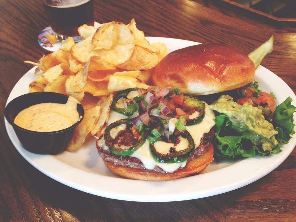 Parkview Grille | restaurant | 311 N Sibley Ave, Litchfield, MN 55355, USA | 3205932835 OR +1 320-593-2835