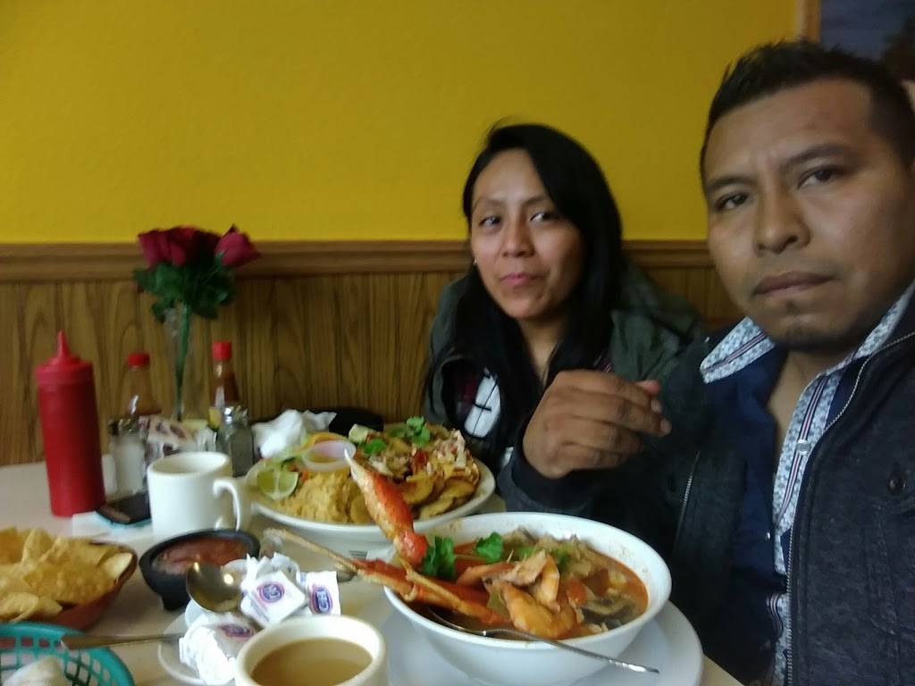 Mariscos Mazatlan | restaurant | 13345 Telegraph Rd # D, Whittier, CA 90605, USA | 5629414199 OR +1 562-941-4199