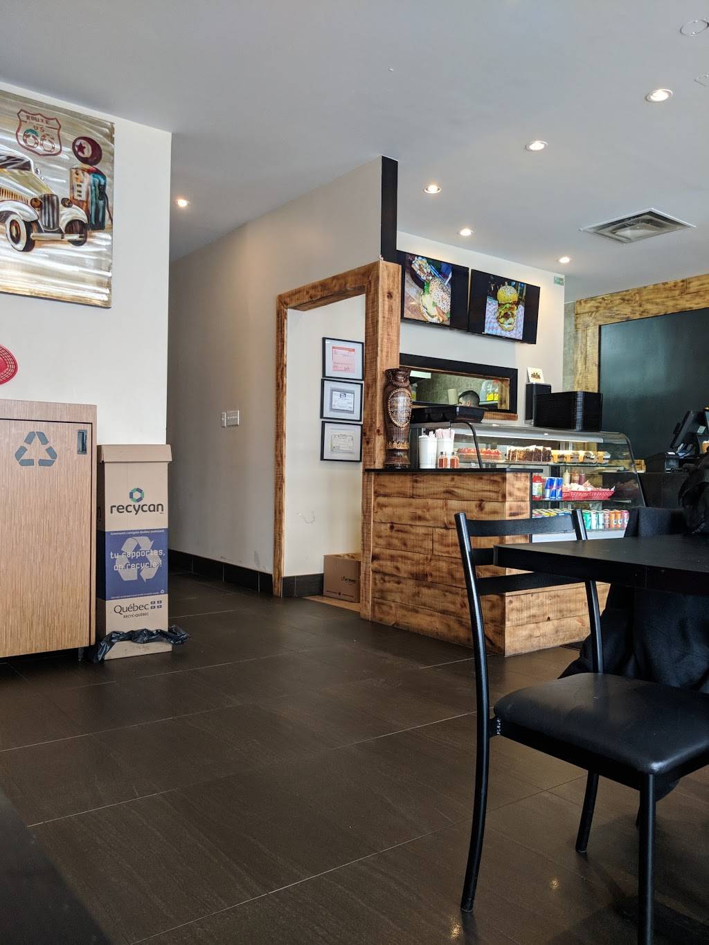 B Burger | restaurant | 3451 Rue Fleury E, Montréal-Nord, QC H1H 5R2, Canada | 5143793451 OR +1 514-379-3451