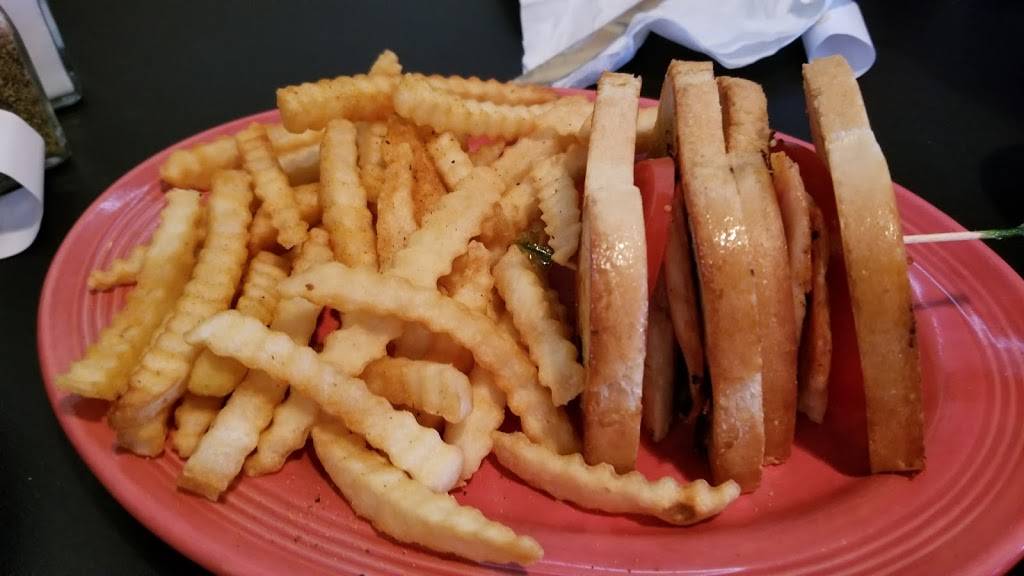 Sports Page Bar & Grill Restaurant 1802 W 2nd Ave, Indianola, IA