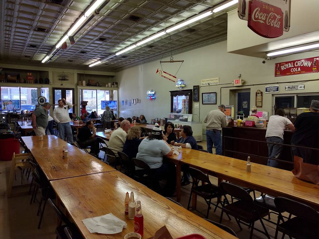 Smitty's Market | 208 S Commerce St, Lockhart, TX 78644, USA