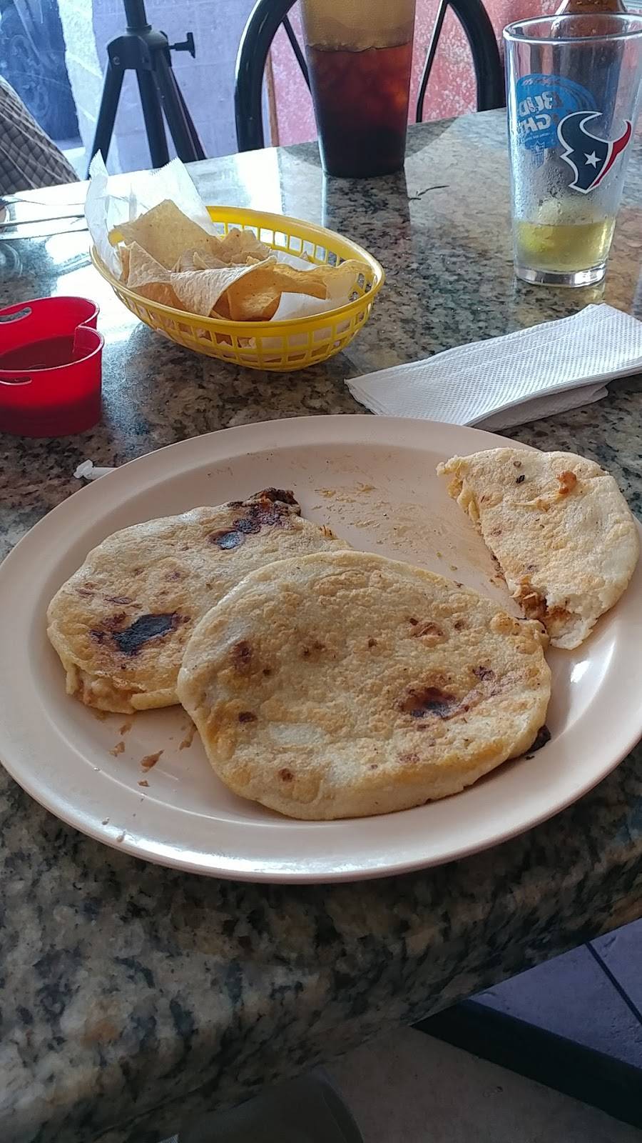 Pupusas Y Antojitos Julia | 13180 Fm 529 Rd, Houston, TX 77041, USA