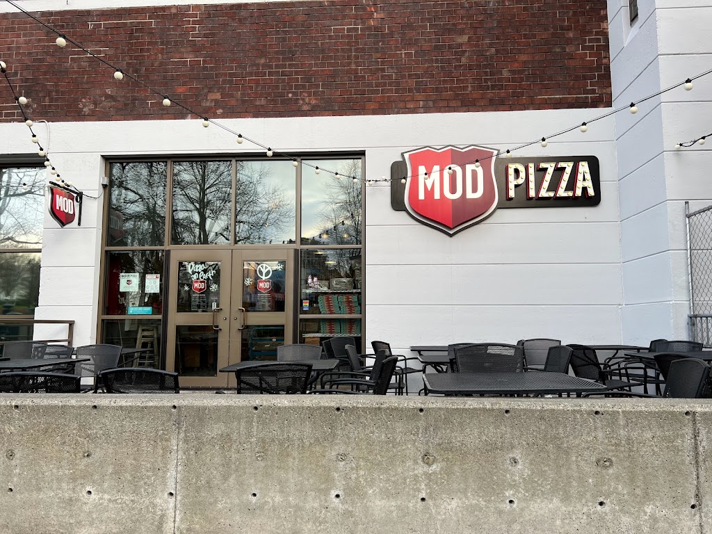 MOD Pizza - Restaurant | Armory, 305 Harrison St #221, Seattle, WA ...