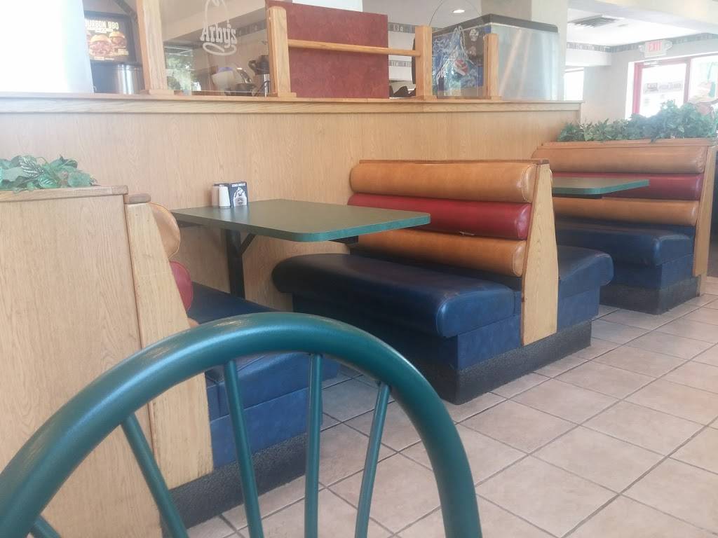 Arbys | meal takeaway | 2040 N Bell St, Fremont, NE 68025, USA | 4027276266 OR +1 402-727-6266