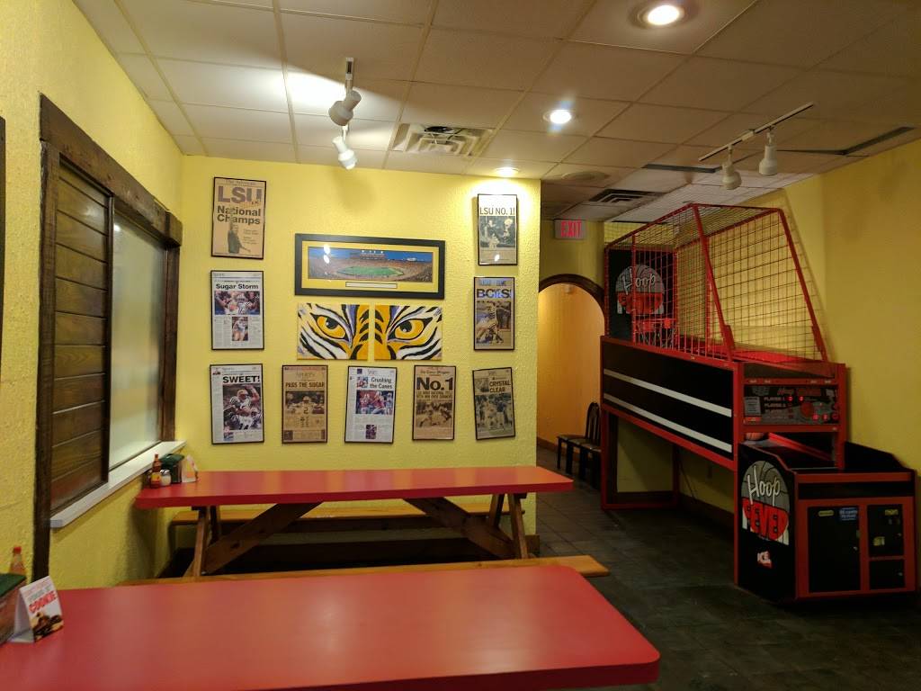 Johnnys Pizza House | meal delivery | 8873 Highland Rd, Baton Rouge, LA 70808, USA | 2257639797 OR +1 225-763-9797